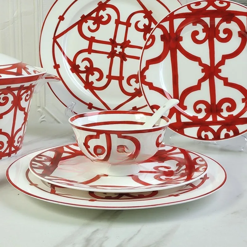 58-piece bone china tableware set, dish, spoon and plate combination gift box for gifts.