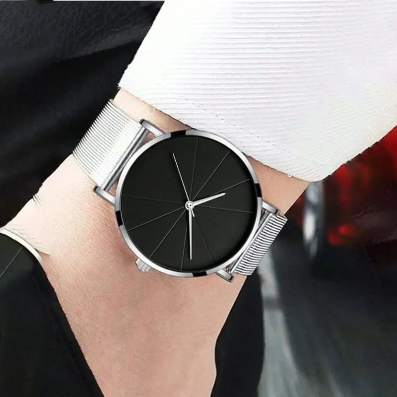 

Men's Watch Fashion Webband Watch Men's Premium Glass Quartz Watch