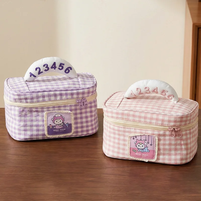 

Japanese hand-held cosmetic bag waterproof portable wash storage bag cute bow design travel storage bag