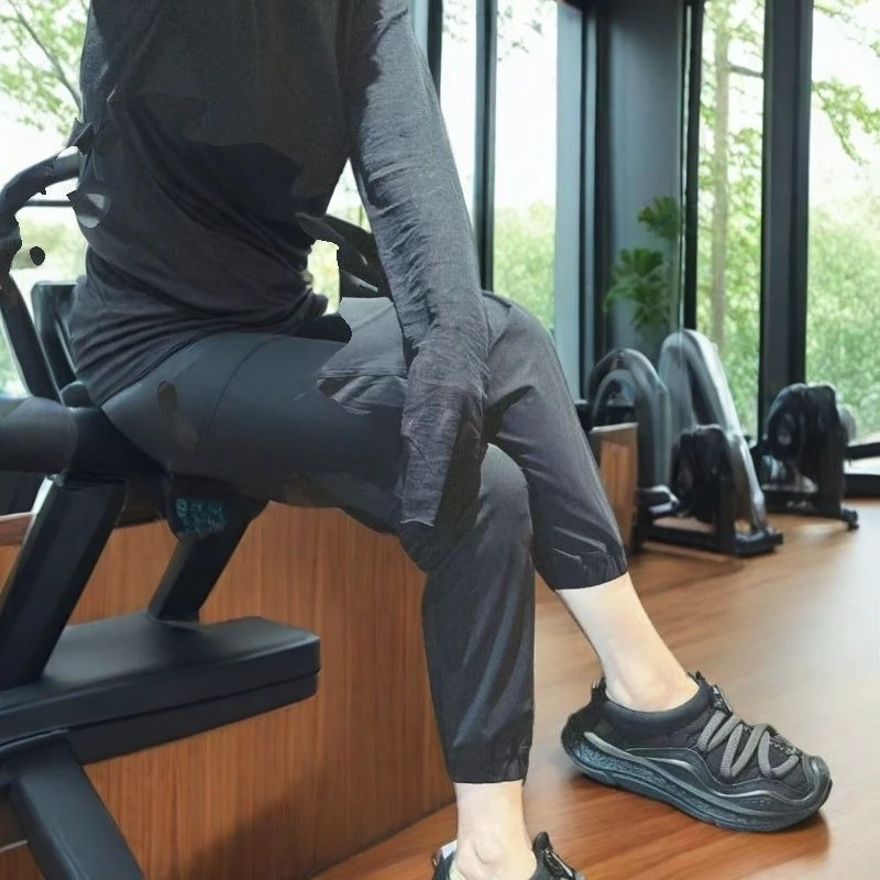 

2026 Slip-On Men's And Women's Fitness Shoes Thick Sole Loose Fit Lightweight Comfortable Casual Sneakers New Style