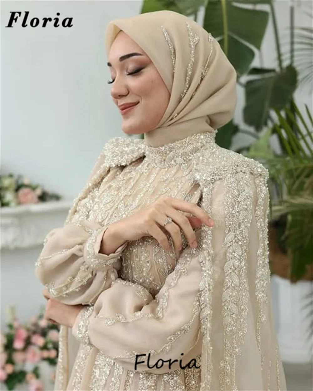 

Middle East Cape Long Sleeves Evening Dresses Muslim Formal Prom Dress Beaded Crystals Women Engagement Party Gowns Customized