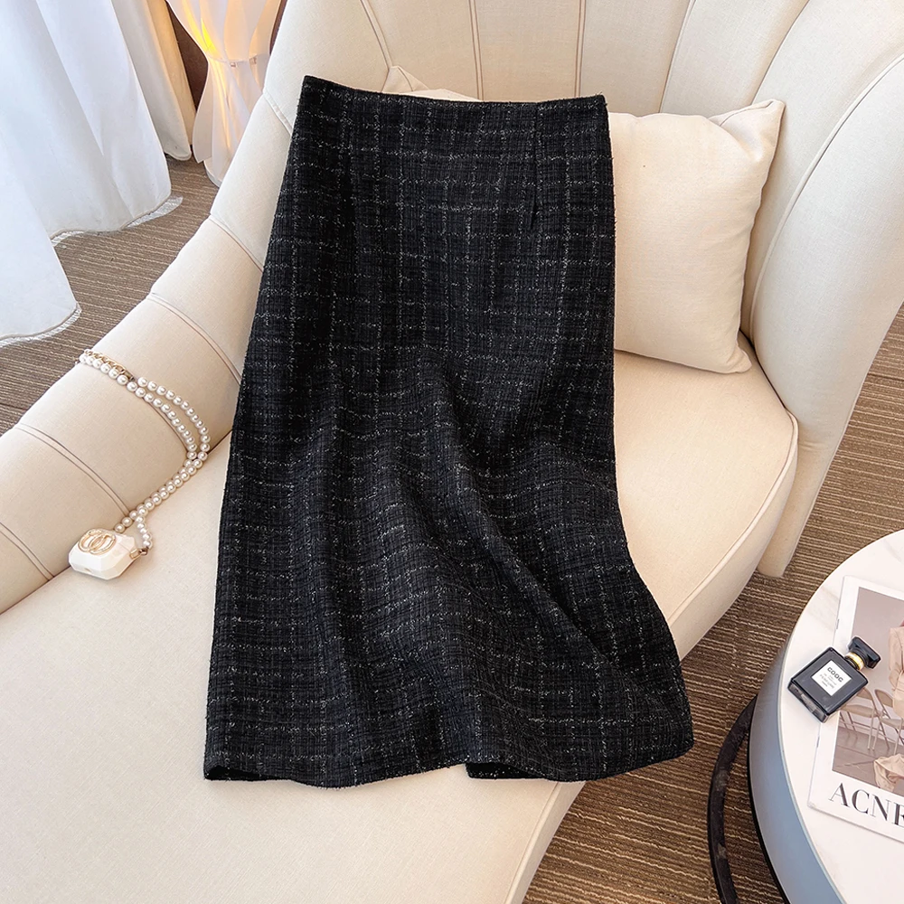 

Plus size women's autumn and winter black casual loose high waist skirt elastic waist daily commuter long skirt 2024 new model