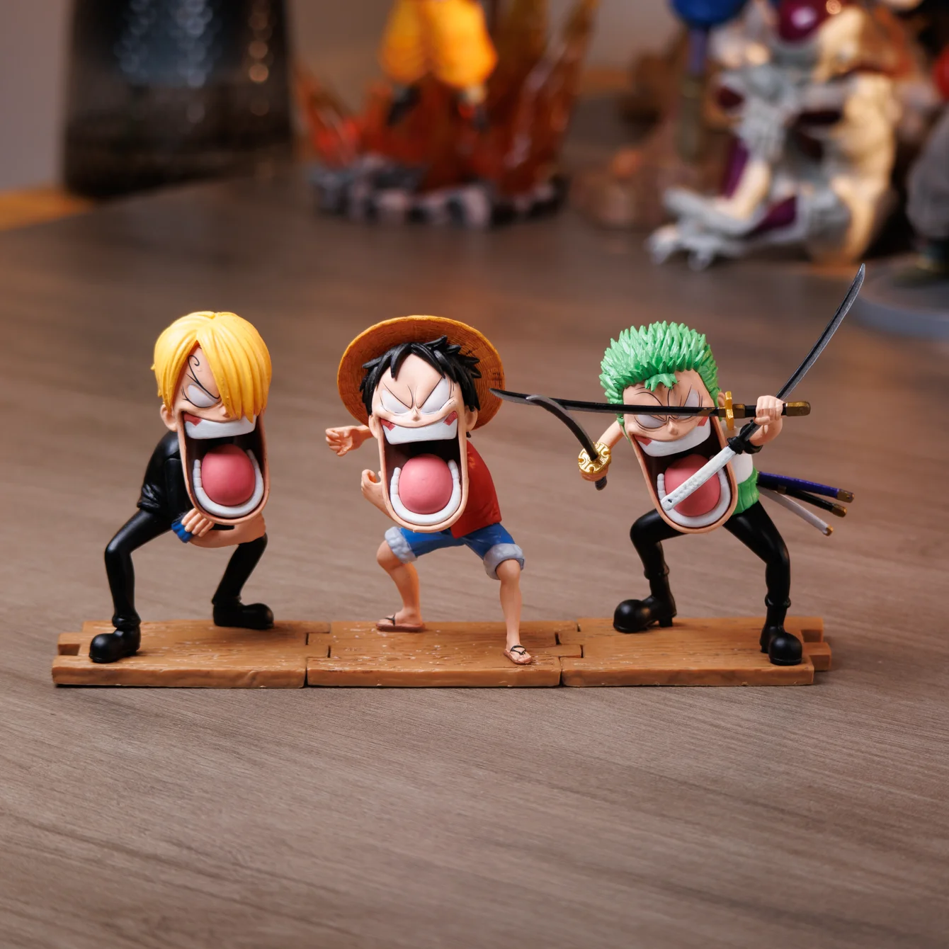 ONE PIECE Hungry Threesome One Piece Zoro Strohhut Captain Sanji Mi Modell Skulptur Anime Peripheriegeräte Figur Heimdekoration