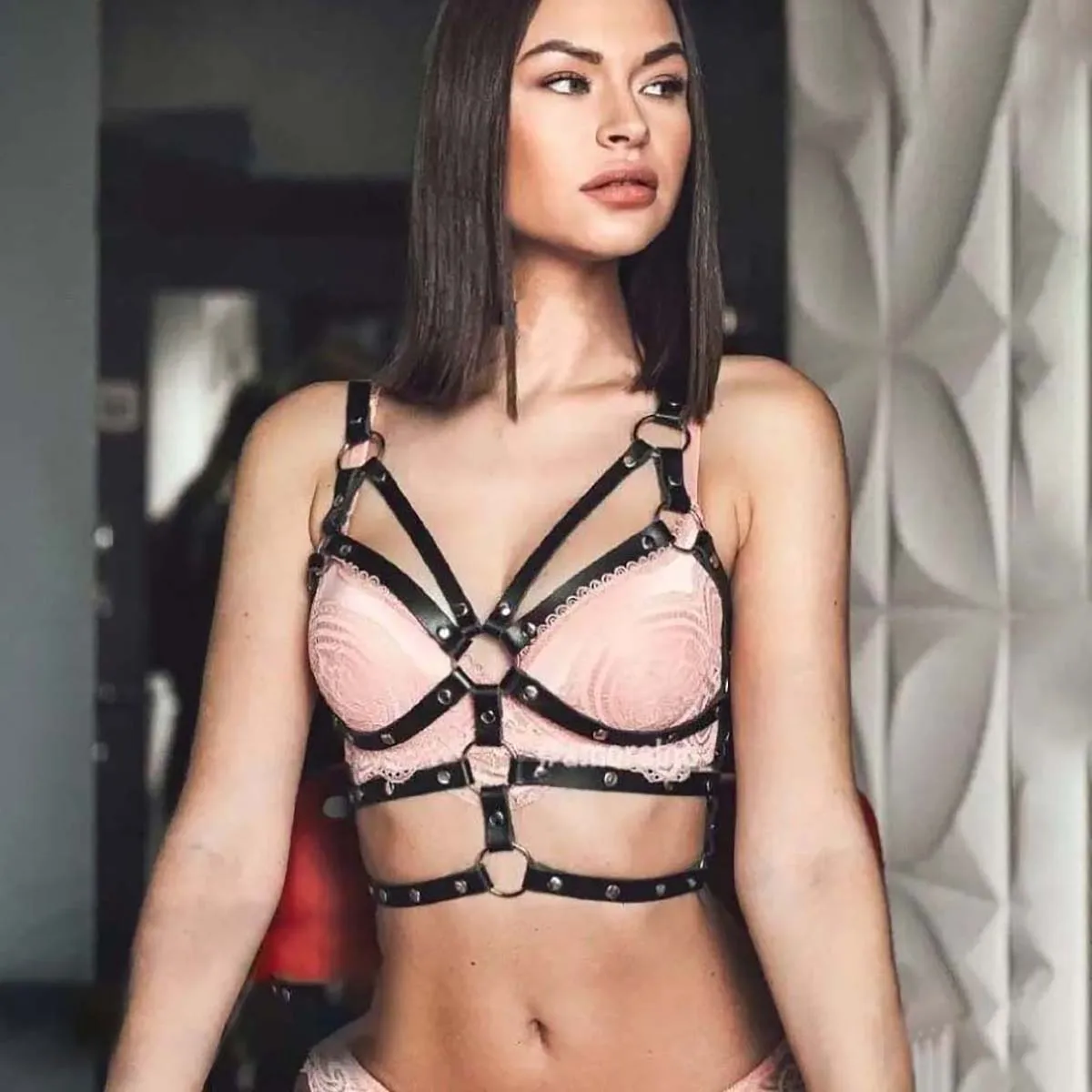 

Women Sexy Harness Belt Chest Harness Bondage Harness Leather Lingerie Suspenders Women Fetish Clothing Exotic Accessories