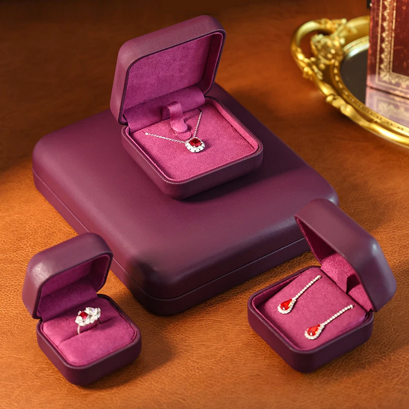 

Шкатулка для украшений: органайзер для серег, ожерелий, колец, браслетов, с бархатной подкладкой, подарочная коробка для женщин, для хранения и демонстрации ювелирных изделий