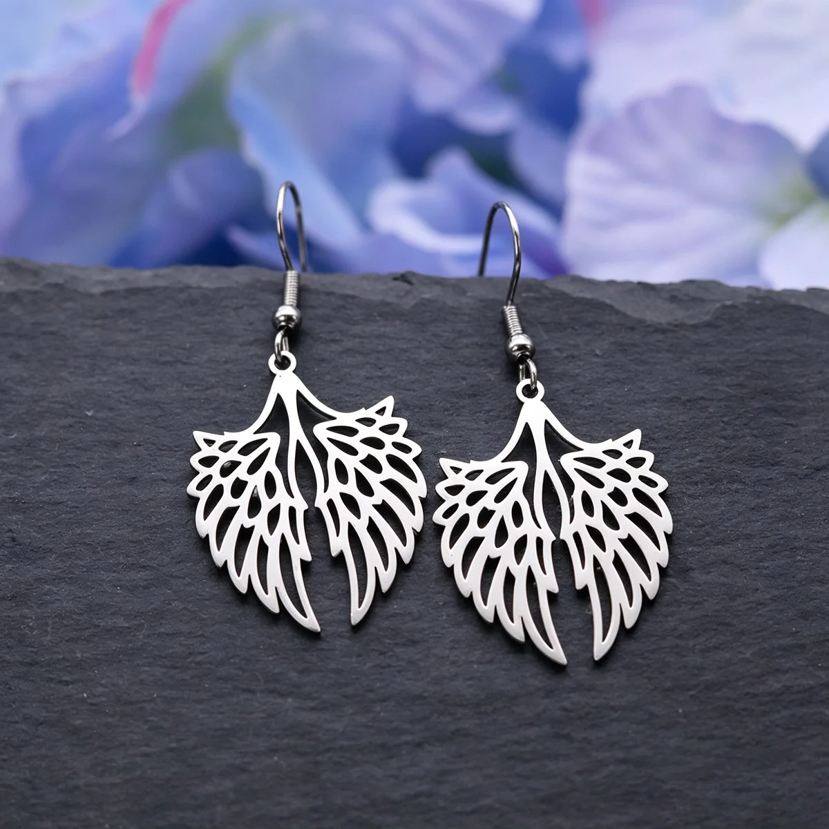 Brief Hollow Out Angel Wings Drop Earrings for Women Vintage Silver Golden Color Dangle Hook Earrings Trendy Ear Accessories