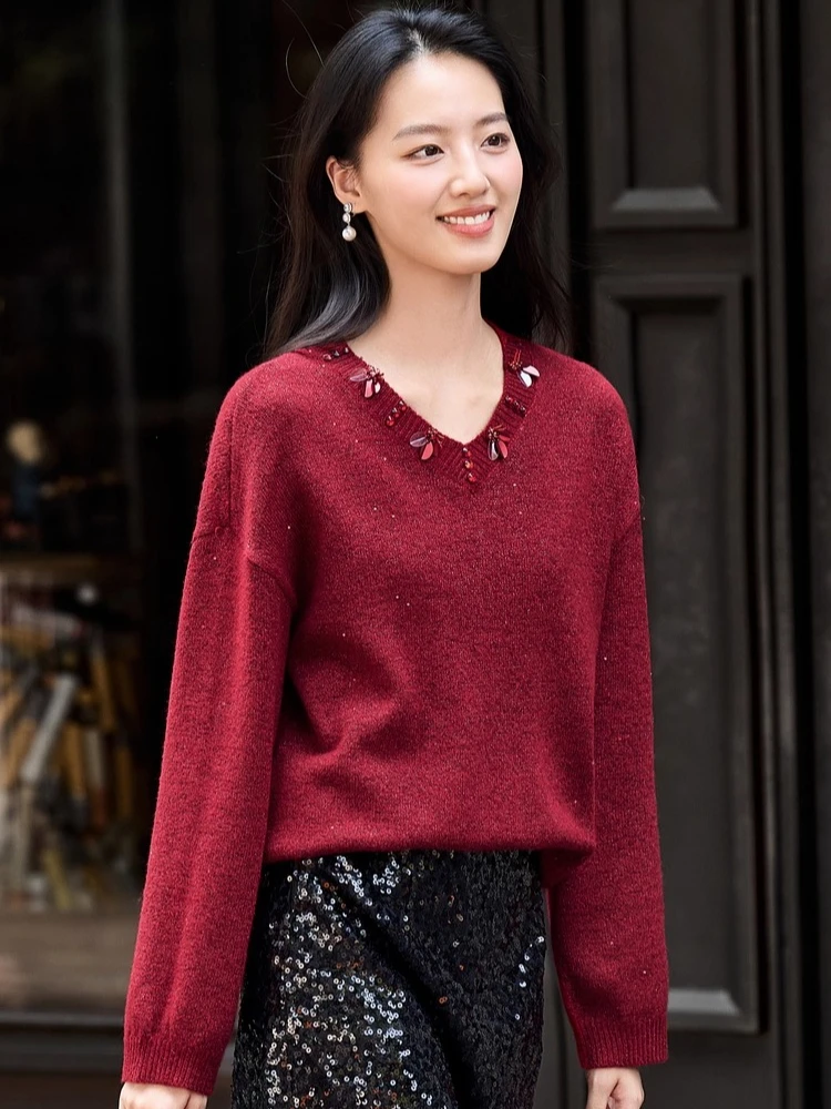 

SENTUBILA Women's Tufted Bead Flower Pullover Sweater 2025 Autumn Elegant V-Neck Loose Fit Top Office Commuter Jumpers W53EG3763