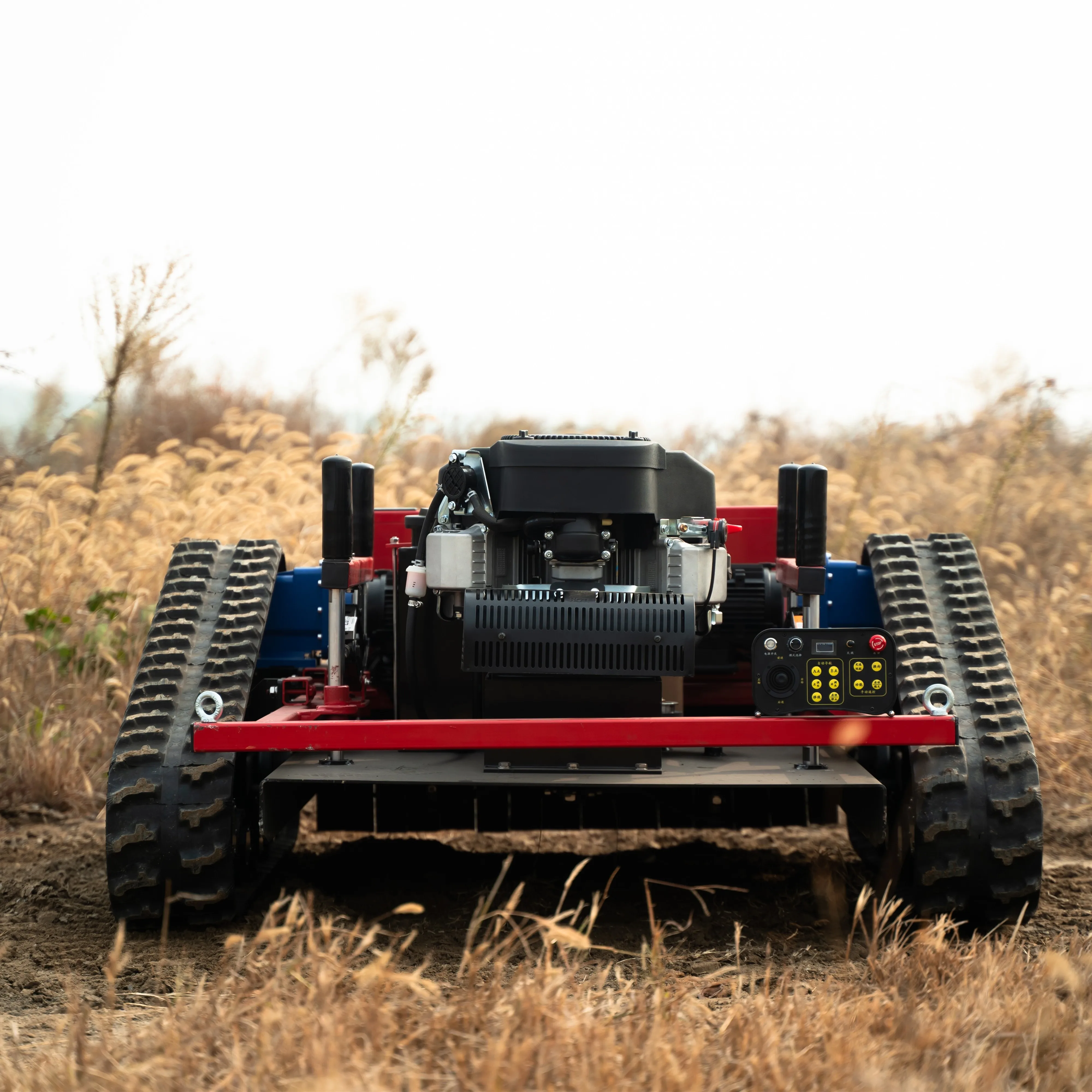 تخصيص صغير الزاحف التحكم عن بعد جزازة العشب شفرة المزرعة جزازة العشب التلقائي روبوت تجاري بسيط