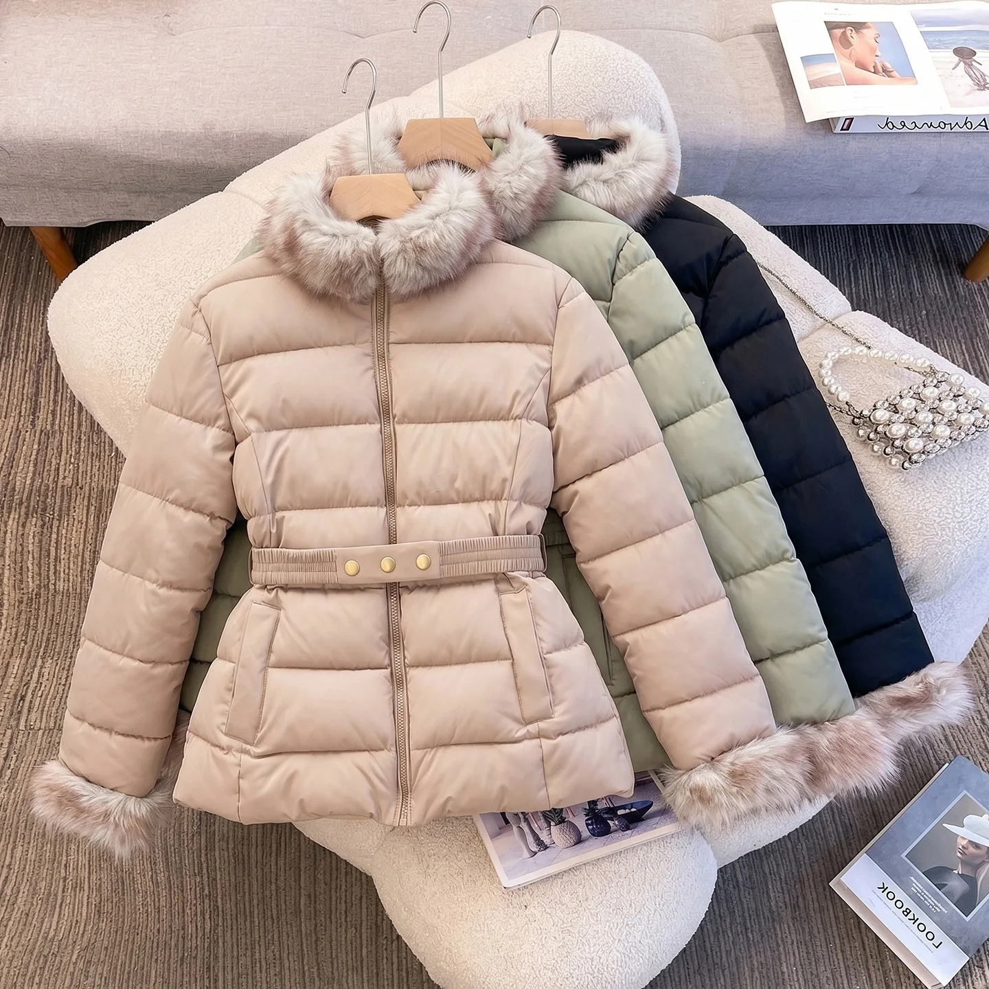 2026 Fashion Short Coat Winter Parkas Women's Down Cotton-padded Jacket Fur Stand-up Collar Sashes Slim Thicken Warm Outerwear