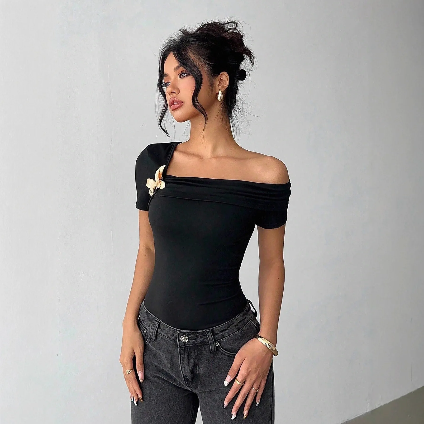 Picture 4: Women's Elegant and Simple Slanted Shoulder Tops and Women's Inner T-shirts