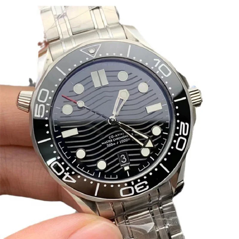 Brand new multifunctional fully automatic movement mechanical men\'s watch, fashionable, classic and versatile