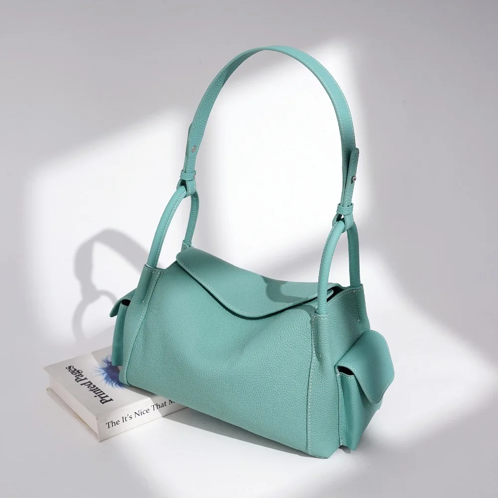 

2026 Leather Fashion Women's High-end Underarm Bag Messenger Exquisite Unique Versatile Commuter Shoulder Niche New Design