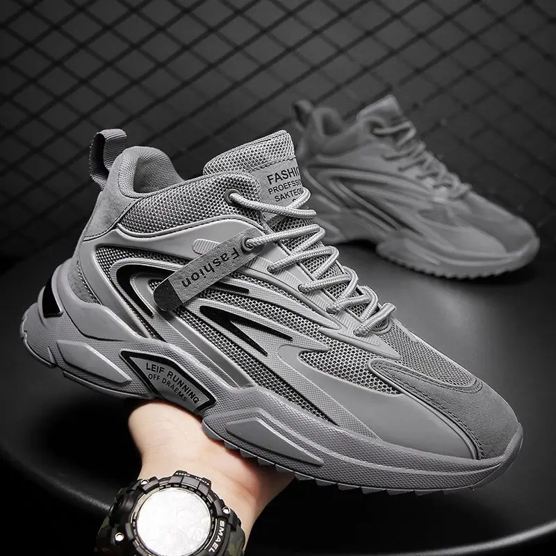 Scarpe sportive alla moda da uomo in mesh traspirante Vamp Leggero antiscivolo Resistente all'abrasione Suola morbida Comoda sneaker casual