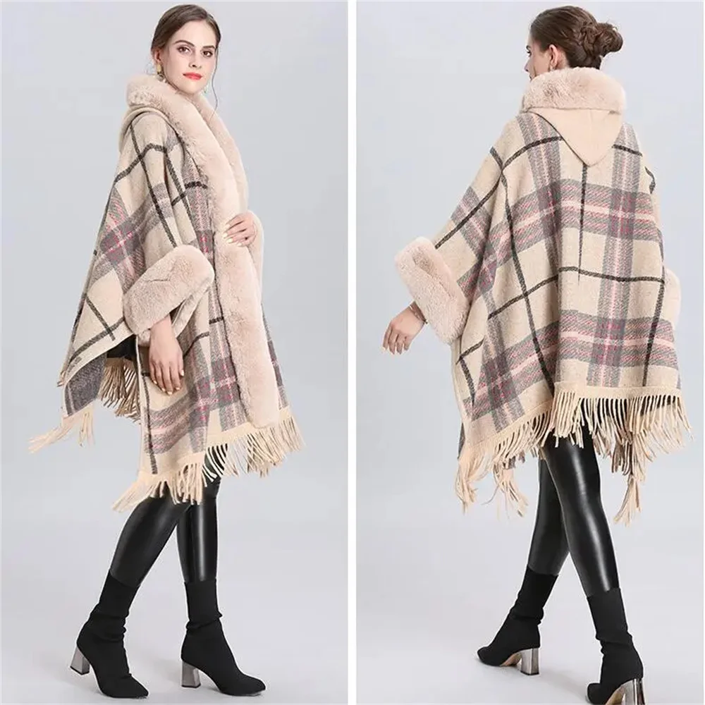 Poncho suelto de rayas gruesas para mujer, capas de péndulo grandes, borla, cuello de piel sintética, manga de murciélago, abrigo largo exterior con sombrero, 4 colores, Invierno