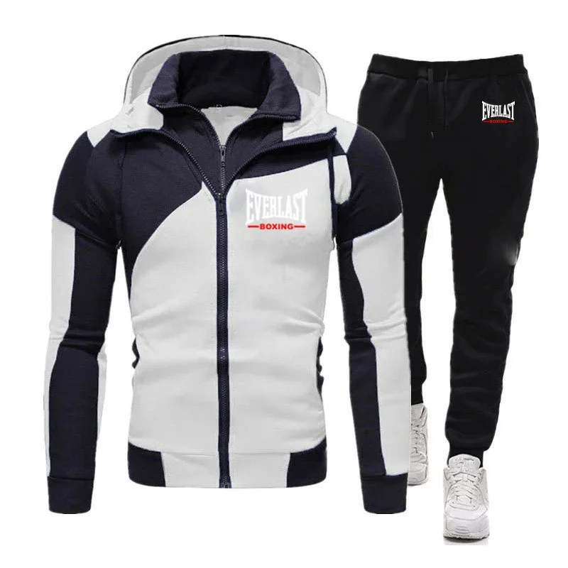 In the autumn and winter of 2025, a comfortable and sporty outfit featuring a cardigan, a sweatshirt and sweatpants is in vogue