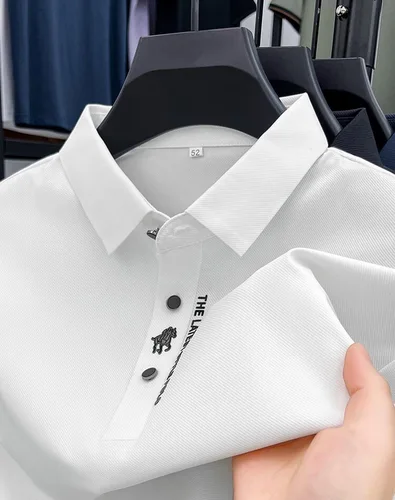 POLO de manga corta para hombre, camiseta transpirable de seda de alta calidad, top con solapa, camiseta informal estampada de marca de lujo ligera, 2024