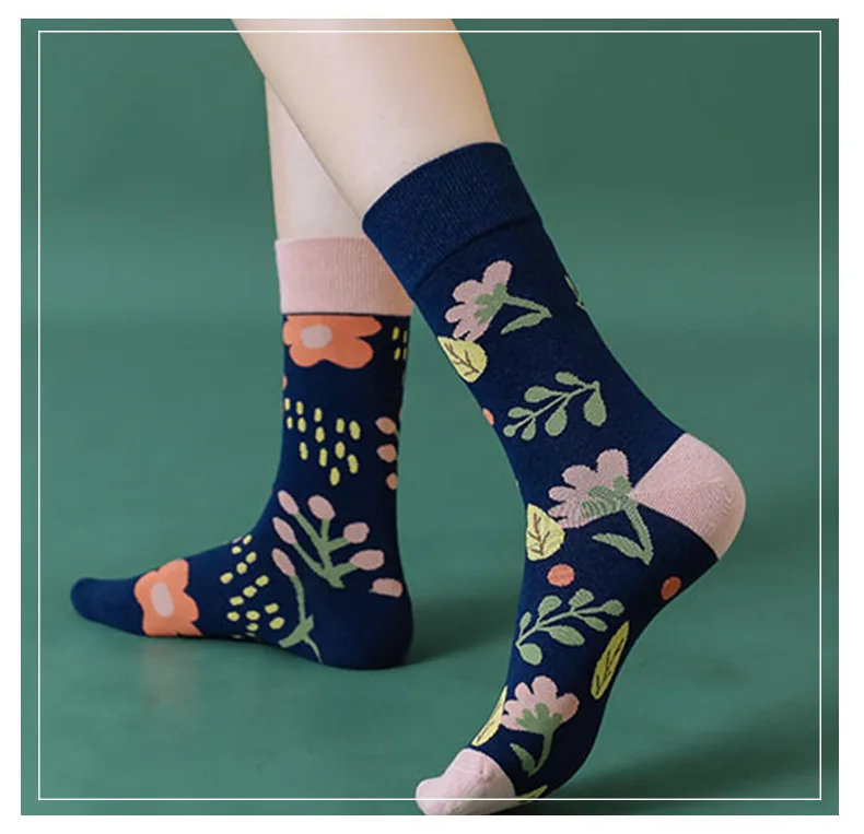 A pair of male and female asymmetrical AB new fashion Harajuku high quality high tube socks creative cartoon cotton socks