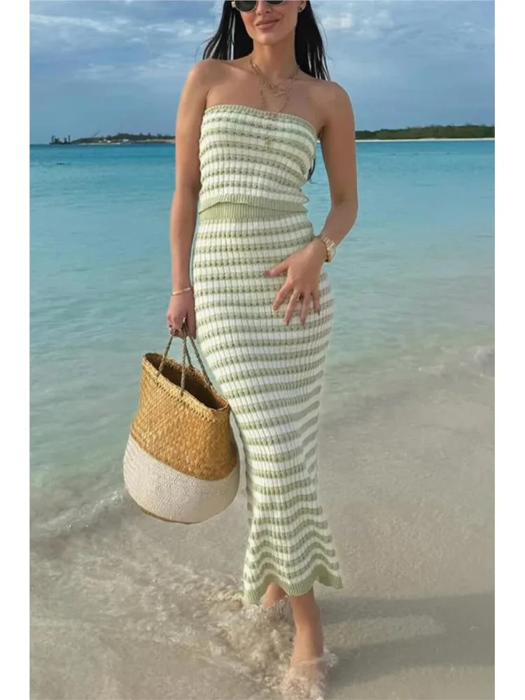 

2025 Новый топ и длинные юбки, вязаные летние наряды для отдыха, майка без бретелек в полоску и узкая юбка, сексуальный пляжный комплект из 2 предметов