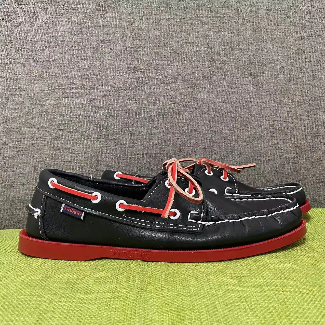 

Sebago Mens Designer Shoes Men Genuine Leather Docksides Classic Boat Shoes For Homme Femme BB16