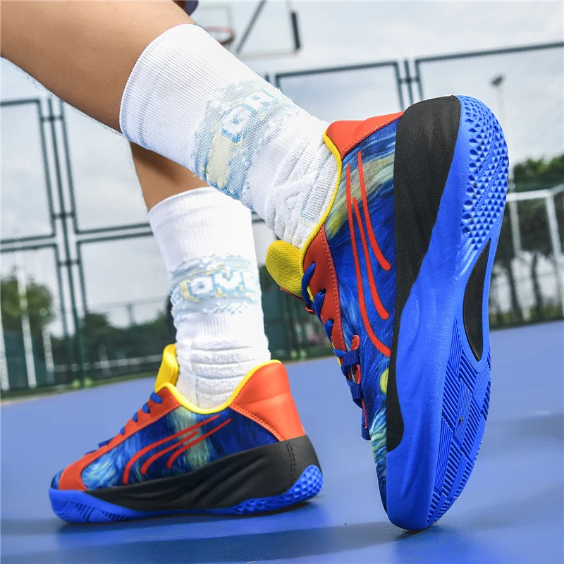 Low-top basketball shoes are breathable anti-slip wear-resistant fashionable and casual sports shoes for teenagers and men