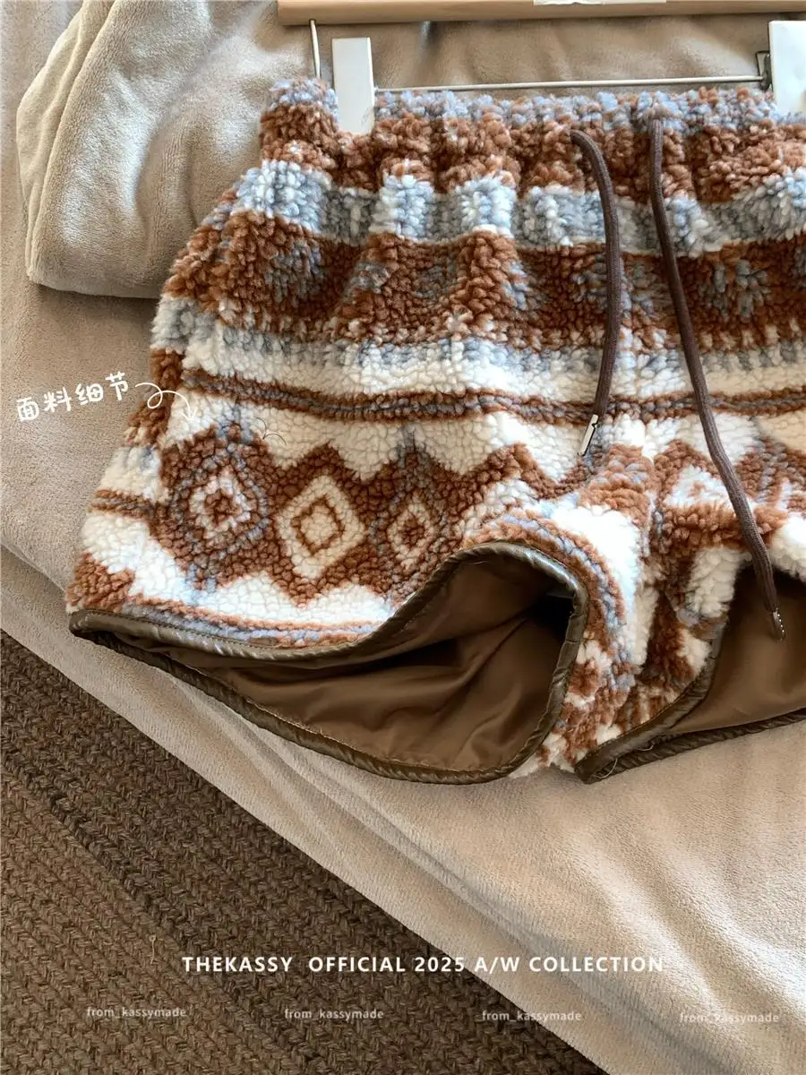 Loose caramel lamb wool drawstring casual pants women's autumn and winter high-waisted thickened wide-leg pants shorts