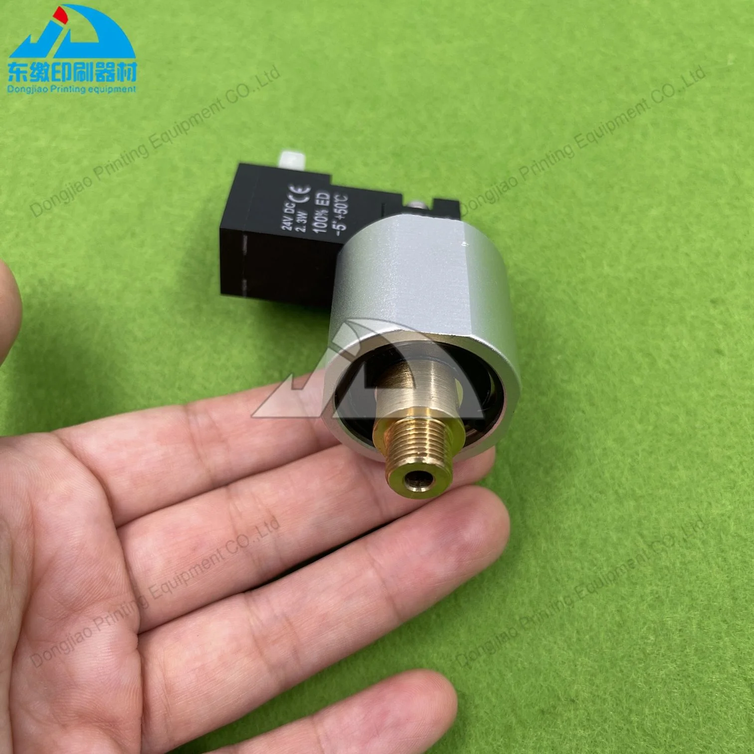 

Лучшее качество 61.184.1092 Поворотный соединитель Пневматический 61.184.1092 Запасные части для офсетной печатной машины для Гейдельберга