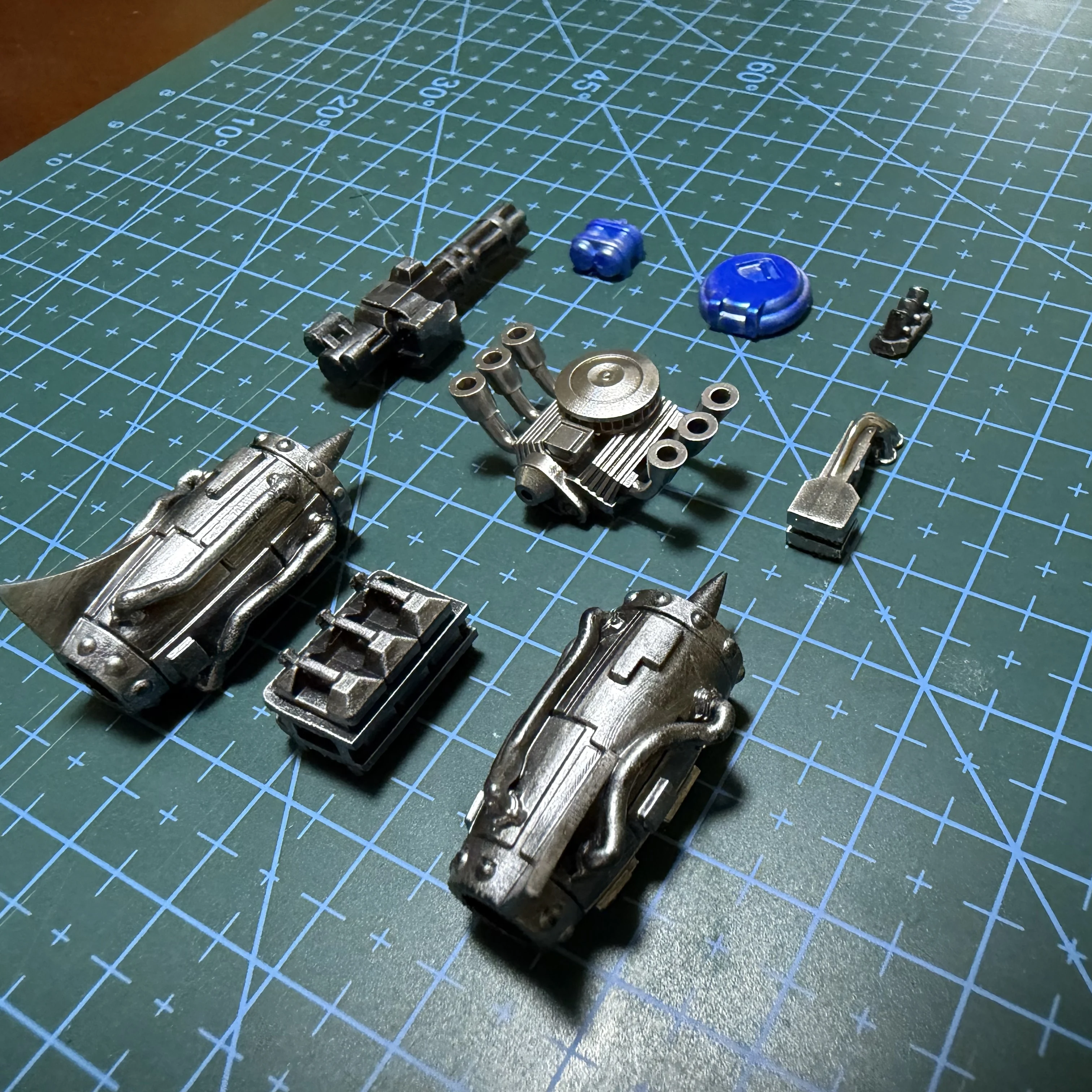 1:64 Universal Conversion Kit Car Models Optimus Prime and Megatron Scene Part