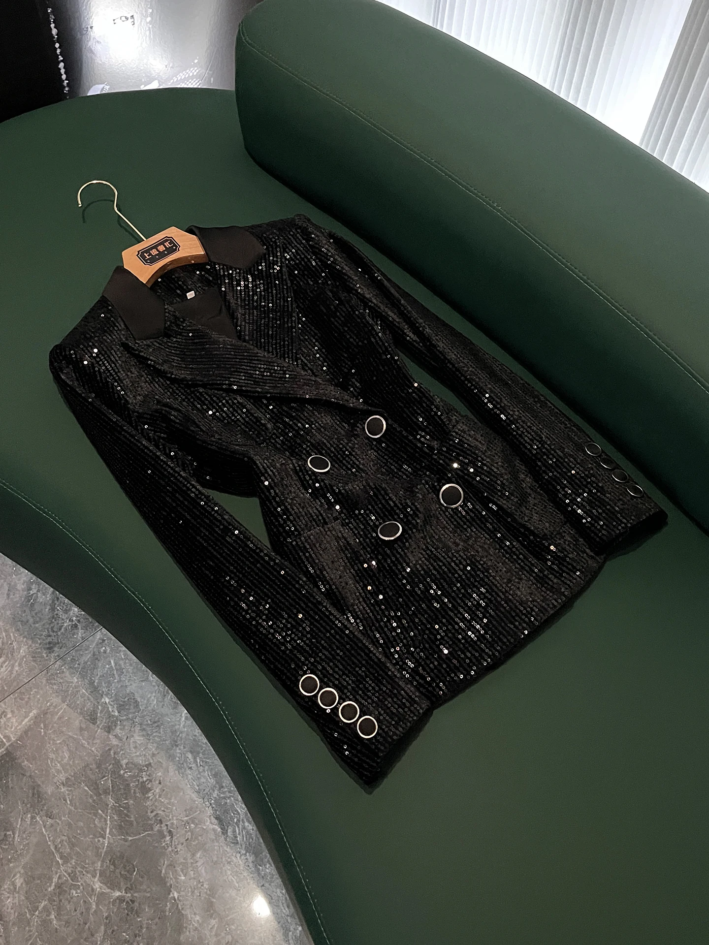 

Модный бархатный пиджак с двойным рядом пуговиц, облегающий, с блестками, для повседневной носки, женский, с длинными рукавами, верхняя одежда