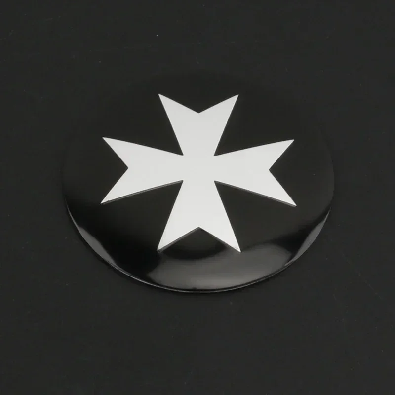 56 مللي متر سيارة محور عجلات قبعات ملصقات الإطارات مركز محور الشارات لسيارات BMW مرسيدس بنز نيسان أودي هوندا تويوتا سوزوكي ميني فيات هيونداي