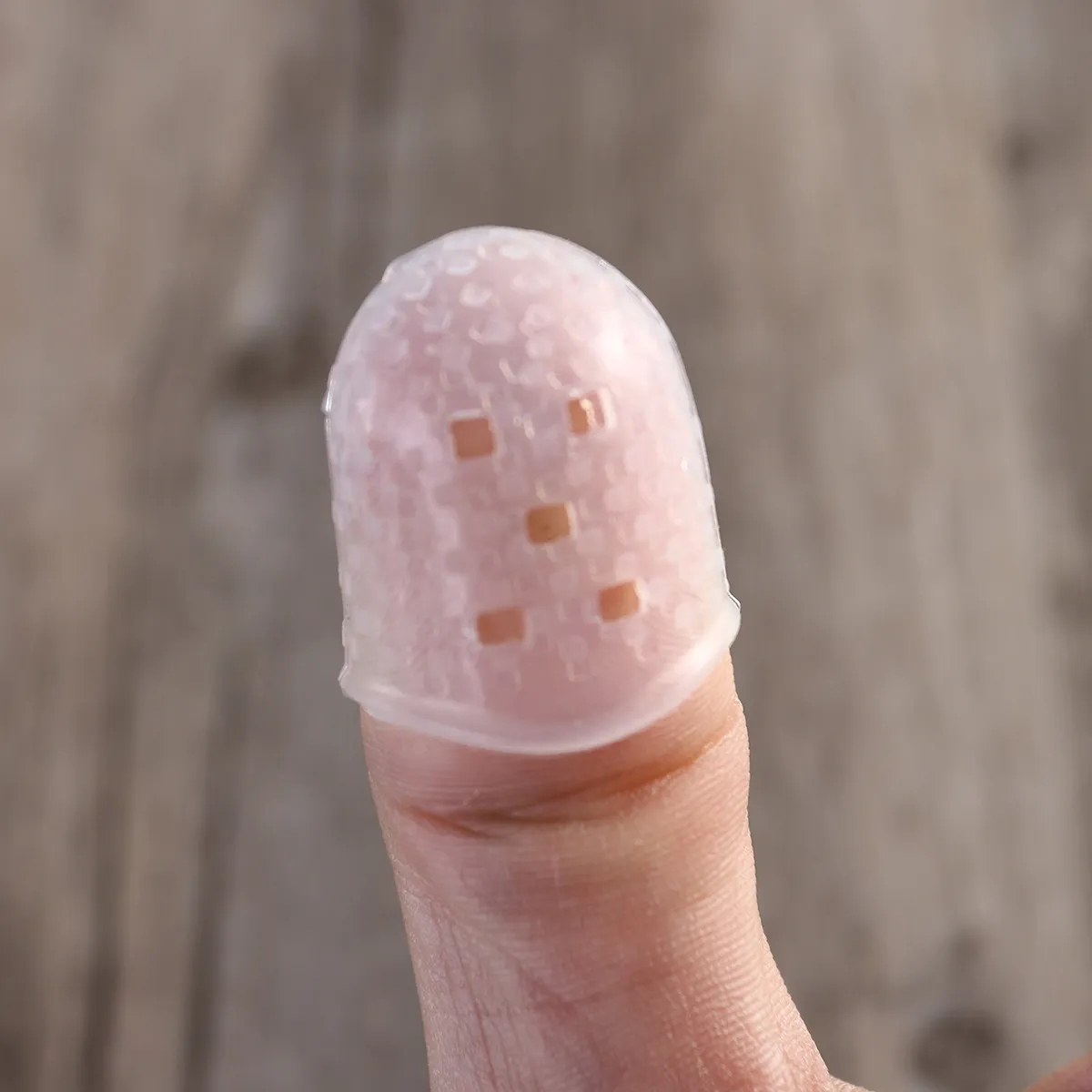 15Pcs Guitar Fingertip Protectors Silicone Finger Guards for Beginners Professionals Pain Free Practice Flexible Finger Movement