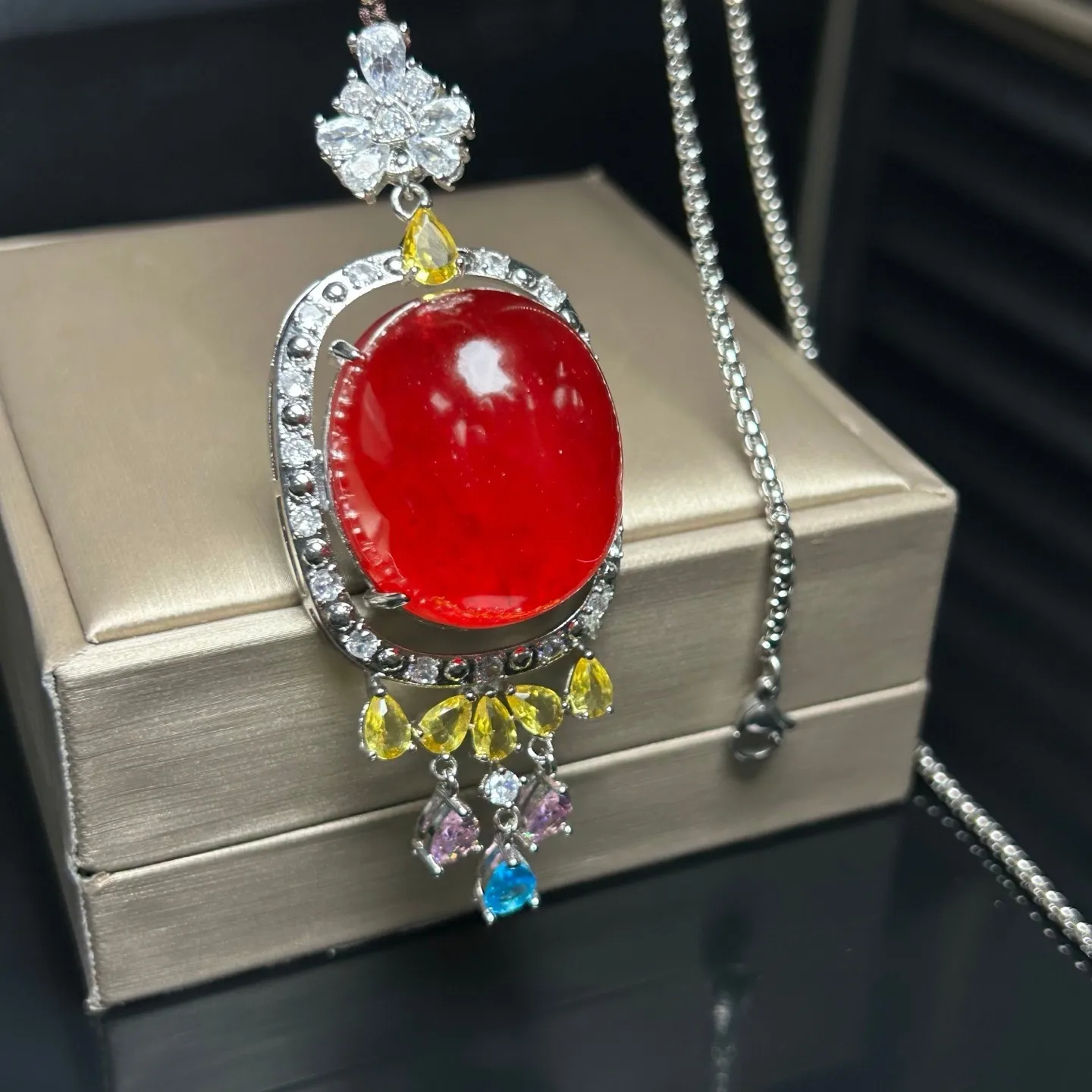 AAA Real natural high Ice red Jade Jadeite carve amulet Pendant&Necklaces