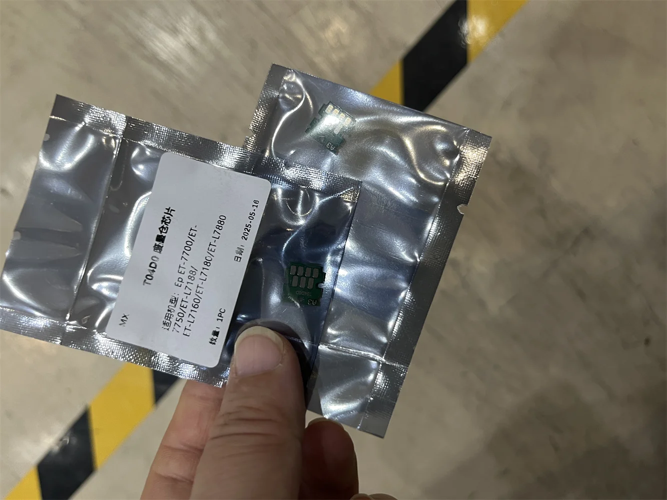 10pcs-c13t04d000-t04d0-chip-de-caixa-de-manutencao-do-tanque-de-tinta-residual-para-epson-ecotank-et-7700-et-7750-l7160-l7180-l7188-l7880