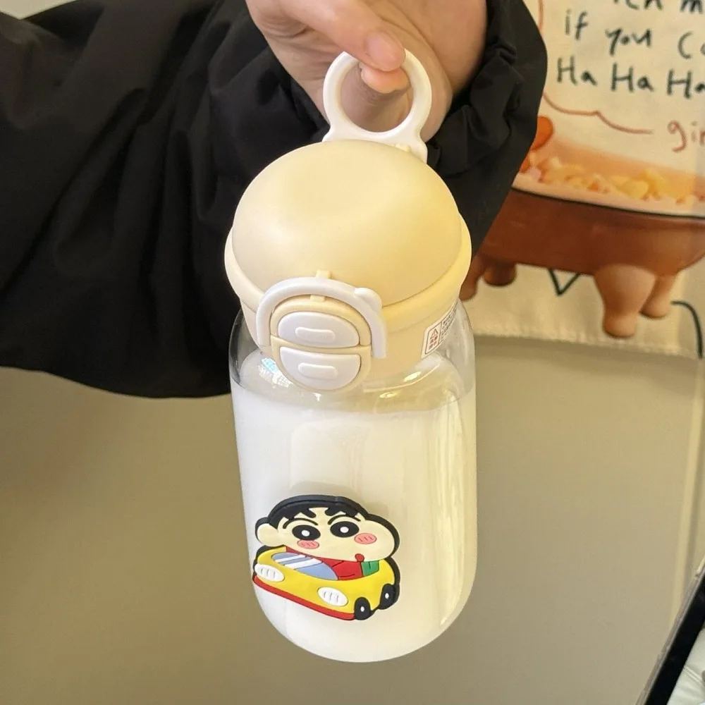 500 مللي تلوين شين تشان زجاجة ماء مع القش الكرتون المحمولة البلاستيك المنبثقة غطاء كوب ماء مانعة للتسرب لطيف شرب زجاجة #4