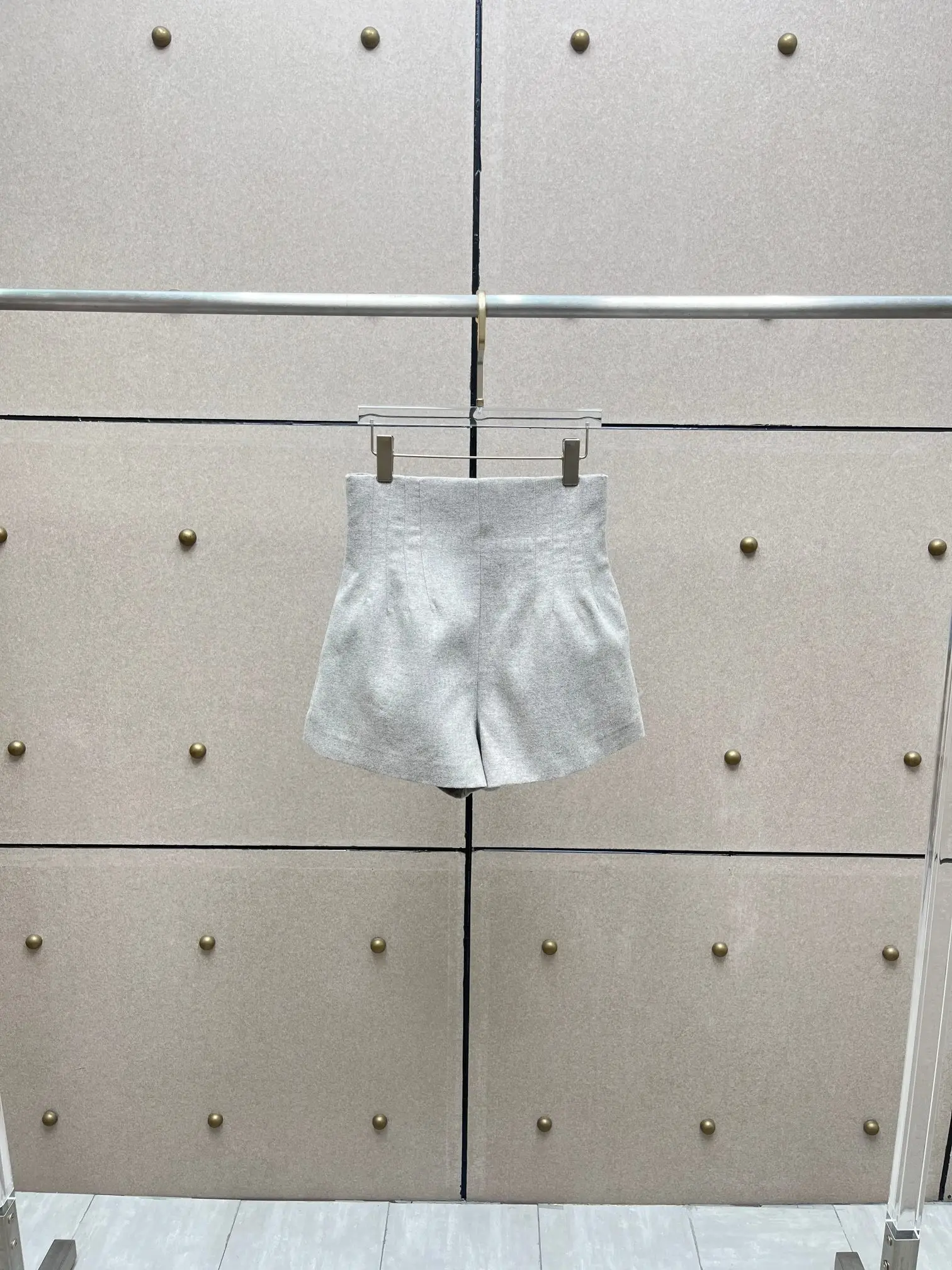 شورت عالي الخصر مزيج الصوف نمط ركاب أنيق مع صورة ظلية منظمة شورت نسائي خريف 2025 وصول جديد #5