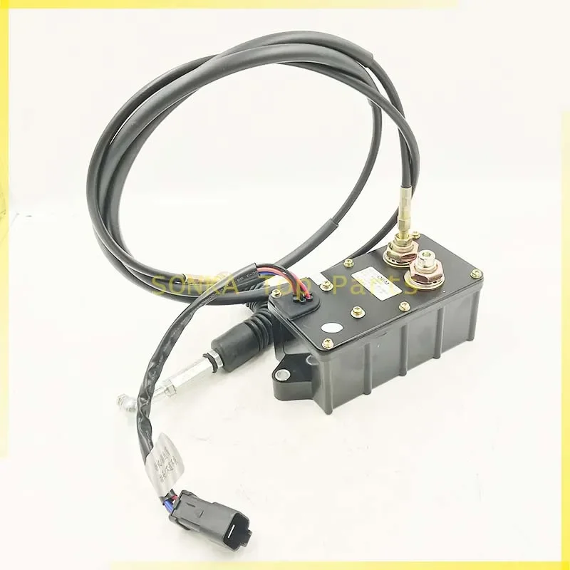 22B-43-11250 22B-43-11251 22B-43-13130 خنق المحرك لكوماتسو PC128US-2 PC138USLC-2 المحرك SAA4D95LE-3