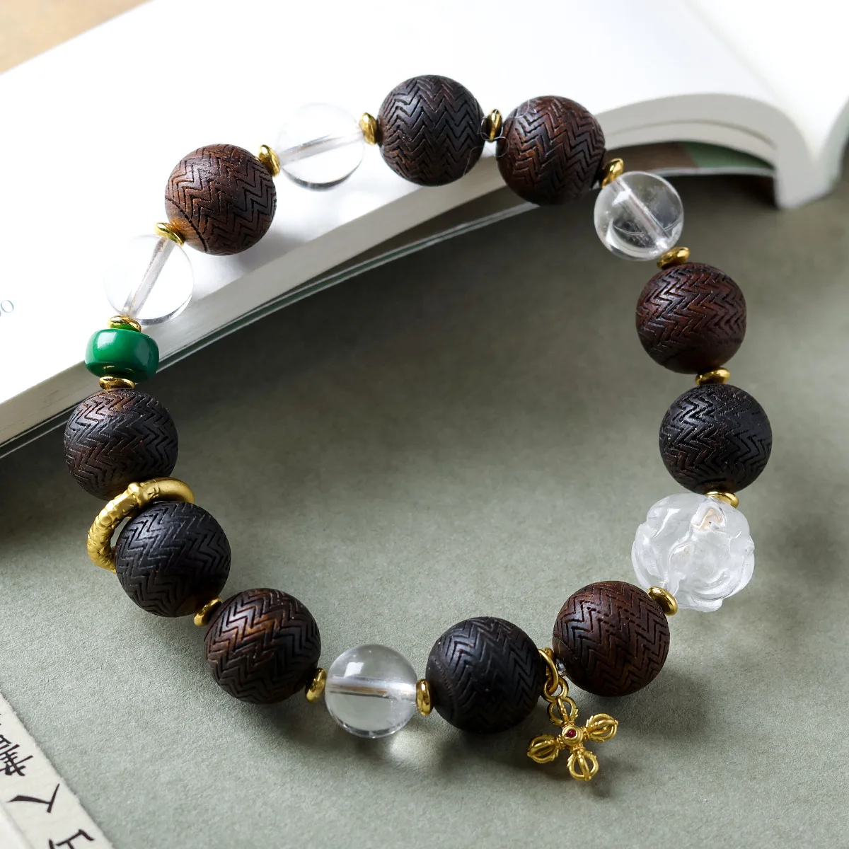 

Браслеты из натурального белого хрусталя и чистого агарового дерева, традиционные браслеты-мала для мужчин и женщин, подарки