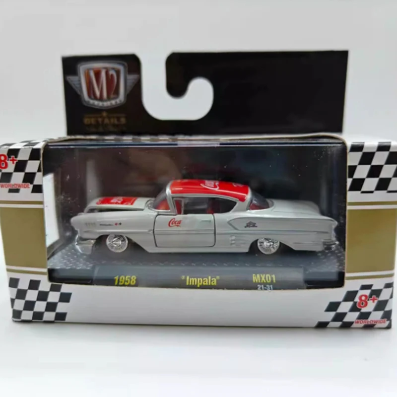 M2 1:64 1958 Impala Simulation Alloy Car Model Adult Classic Collection Static Display Boy Toy