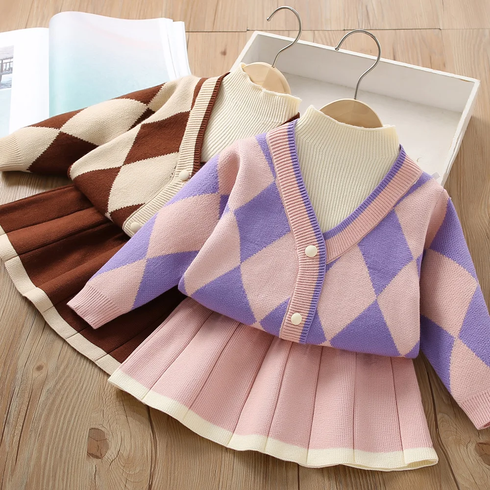 Herbst und Winter neue Mädchen Pullover Set koreanische kurze gestrickte kleine Duft zweiteilige Set Mädchen Baby Vintage Checker Strick-Set – Detail 3