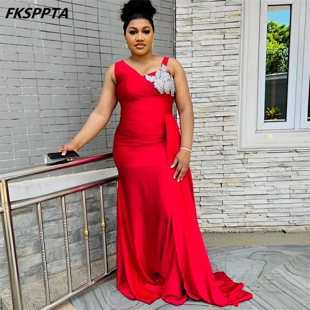

Red Long Mermaid 2025 New Bridesmaid Dresses Silver Appliques Floor Length Satin Maids Of Honor Gowns Customized