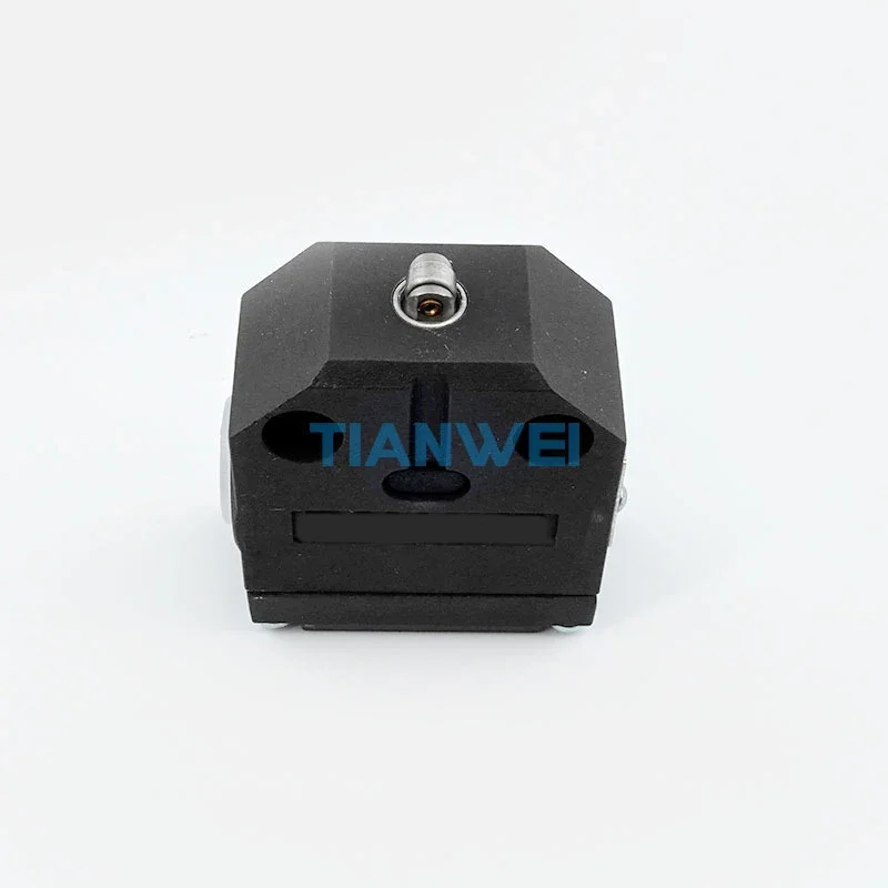 

Hot Selling BNS0051 BNS819-99-R-13 New and Germany Mechanical Cam Switch