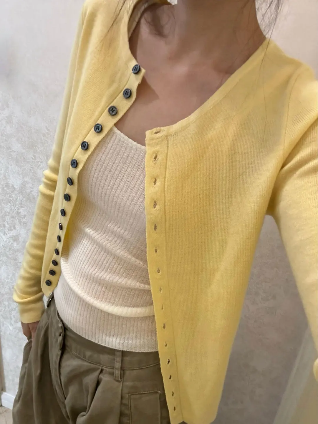 

Korean Style Yellow Knitted Cardigan Women's Slim Fit Summer Thin Sun Protection Short Top Button up Long Sleeve round Neck