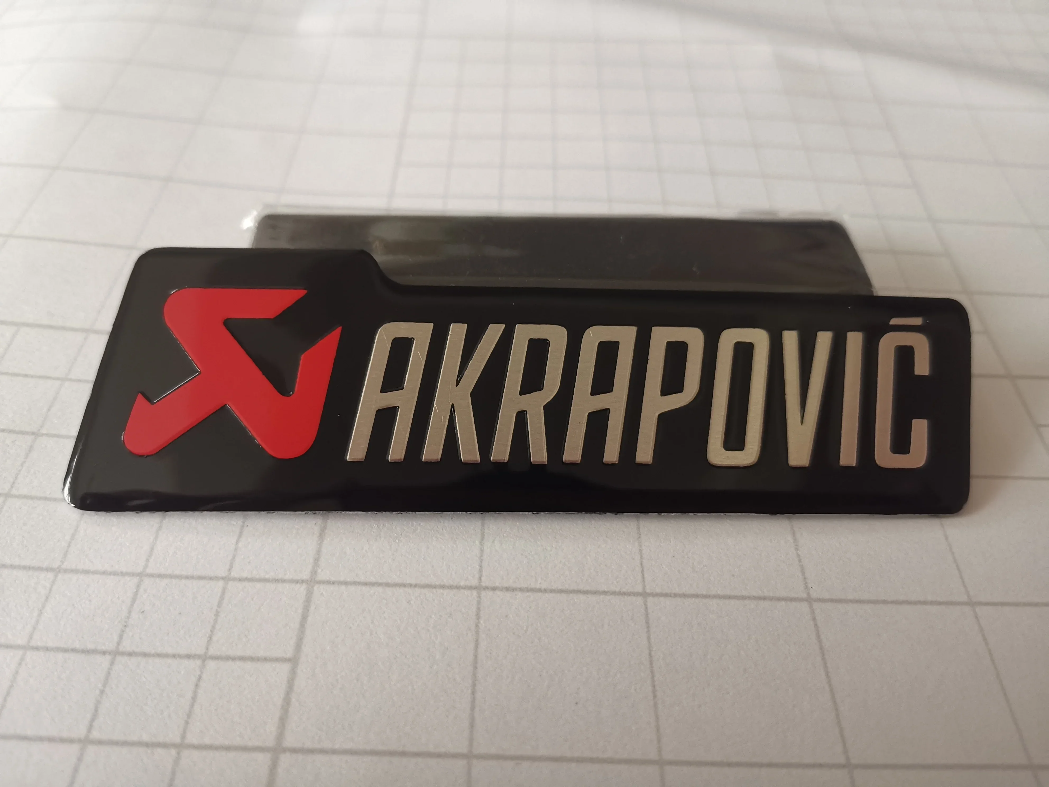 3D aluminiowa naklejka naklejki na motocykl na tłumik wydechu Akrapovic samochodowa emblemat dekoracyjny Moto emblemat naklejki na zderzak