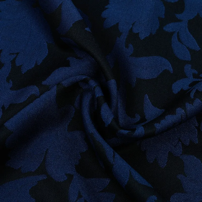 

New woven jacquard fabric for warm fashionable and casual suit