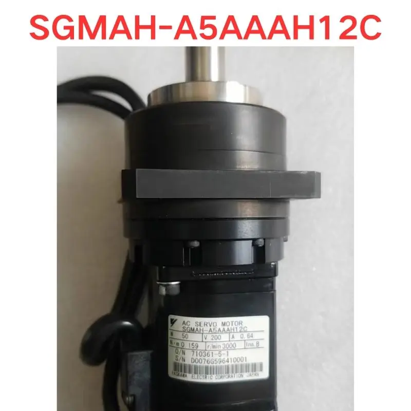 Used OEM disassembled parts SGMAH-A5AAAH12C Servo brake motor with HD reducer Functional test OK