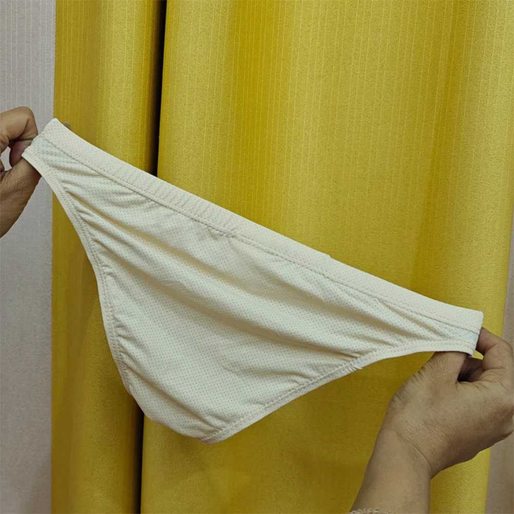 

Лидер продаж, мужские быстросохнущие треугольные трусы из ледяного шелка, нижнее белье, дышащие U-образные выпуклые трусы с низкой талией