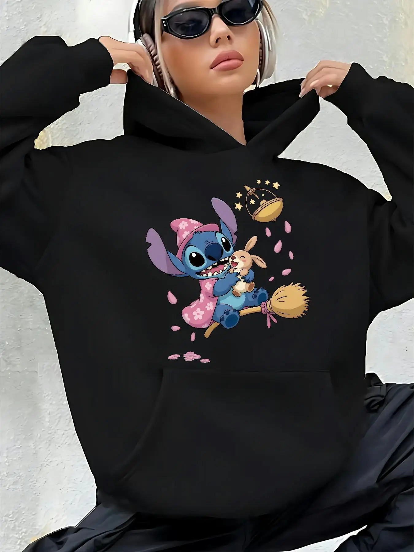 

Disney Stitch Hoodies Fashion Oversized Unisex Hoodies Sweatshirts Autumn and Winter Fleece Casual Versatile Streetwear