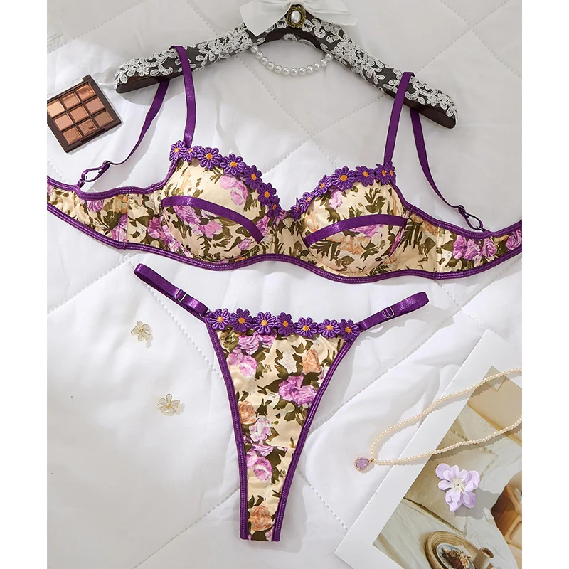 

Sexy Lingerie Beautiful Floral Bra and Panties Sets Push Up Sexy Bras Fantasy Three-Point Lingerie Set Daring Lingerie for Women