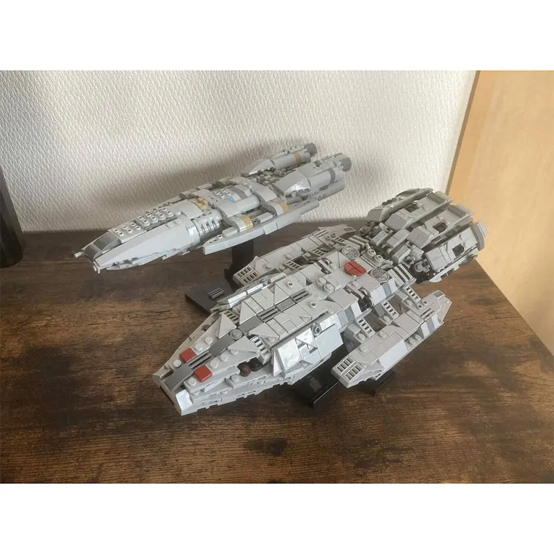 Blok Bangunan MOC Seri Perang Luar Angkasa Pesawat Luar Angkasa Abu-abu Model Bata Kreatif Mainan Edukasi Hadiah Ulang Tahun Dewasa MOC-232249 727PCS