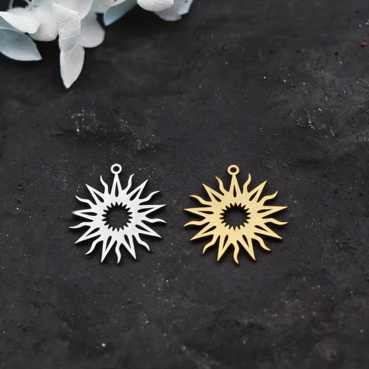 3pcs Stainless Steel Sun Charms Hollow Sunburst Celestial Pendant for DIY Jewelry Making Necklace Earrings Findings Supplies