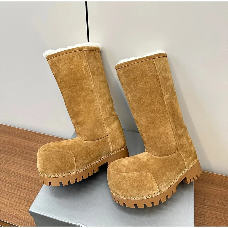 Fashionable Snow Boots Platform Elevating Warm Cotton Shoes Warm Big Head Design Long Boots Ladies All-over Brown Long Boots